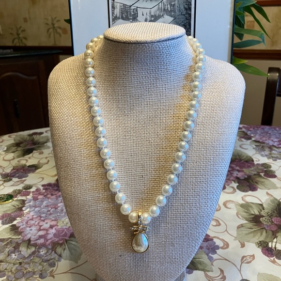 ROMAN SIGNED GLASS PEARLS WITH BEAUTIFUL PENDANT - Picture 9 of 16
